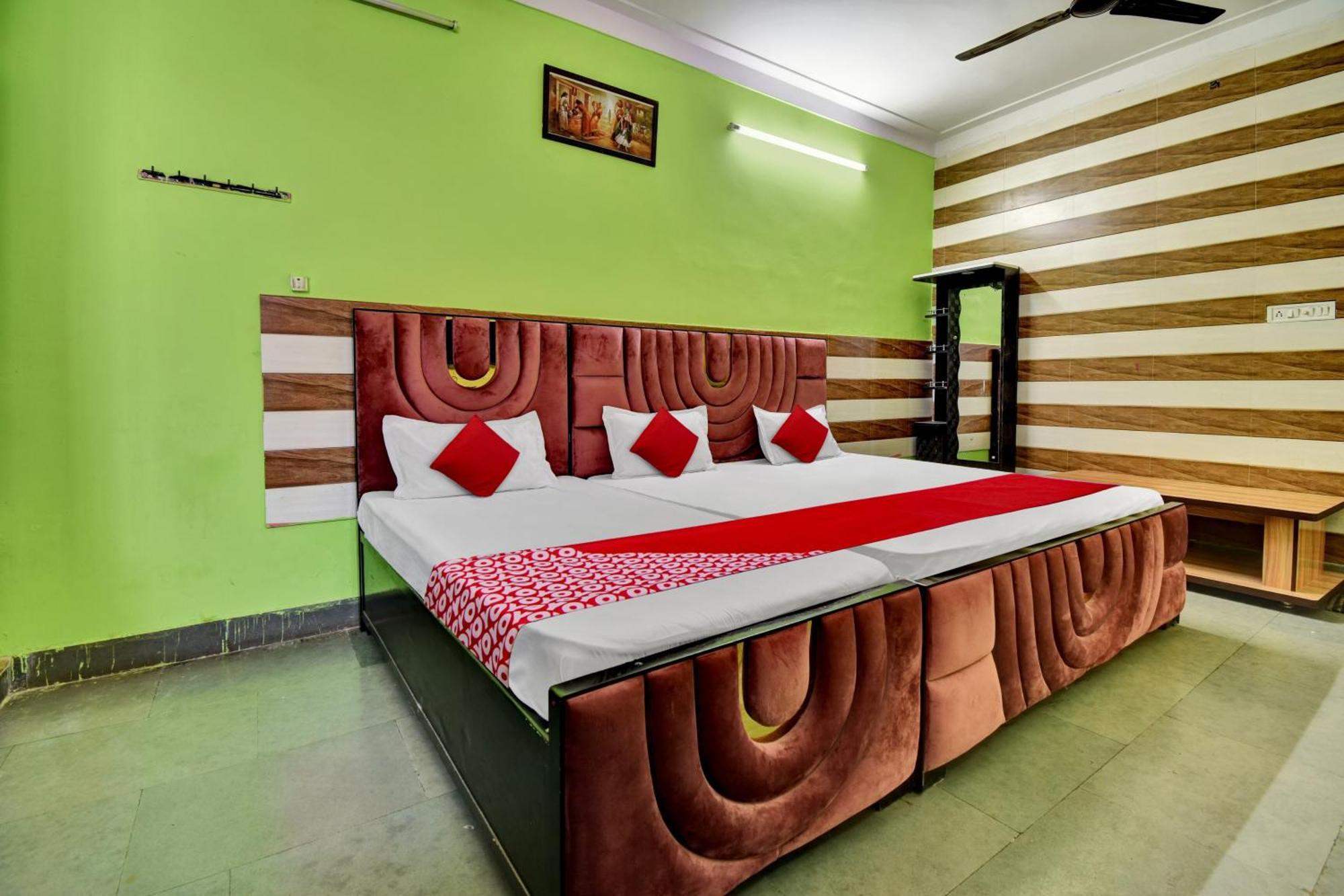 Oyo Flagship Apna Guest House Кота Екстер'єр фото